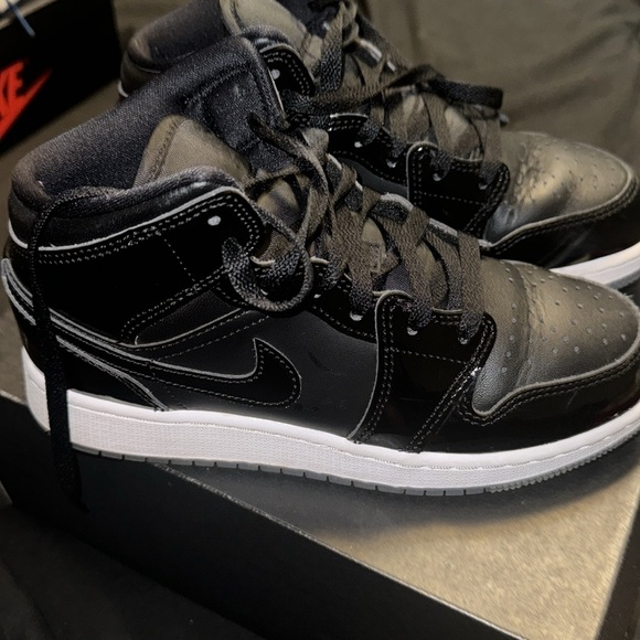 Air jordan 1 mid - Picture 2 of 5